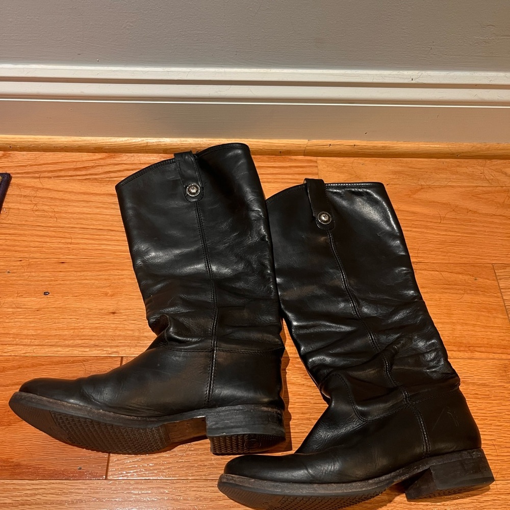 Frye Mellissa button wide calf boot